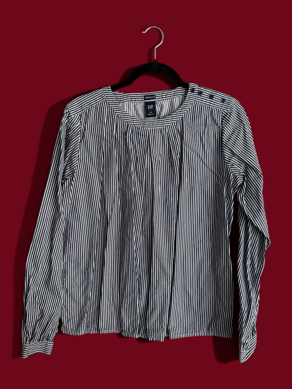 GAP Womens Sz 10 European Fit Blouse Long Sleeve Striped 100% Cotton Blue White